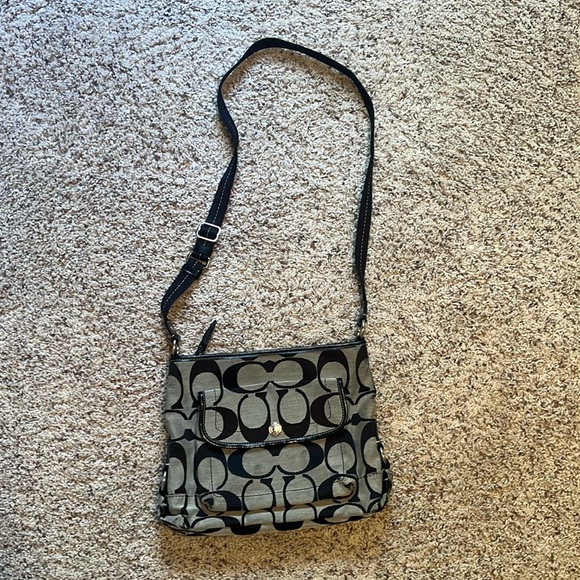Coach crossbody - Picture 1 of 6